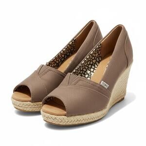 TOMS Espadrille Wedge Ash Grey Calypso Peep Toe Slip on Rope Wrapped Wedge 7.5